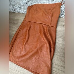 URBAN OUTFITTERS ORANGE DRESS